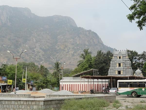 நடைதிறப்பு