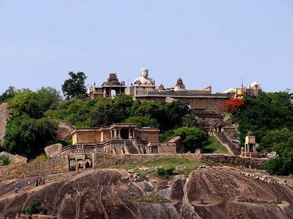 ரயில்கள் மூலம்