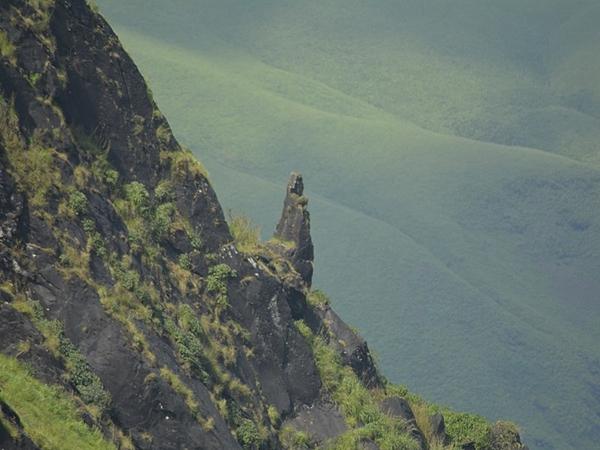 குதுரேமுக் சிகரம்
