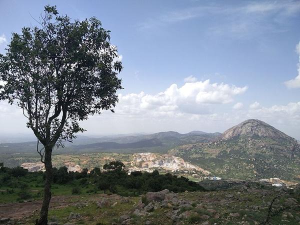 பேருந்து நிலையம்