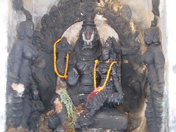 மகரிஷி கையில் கிடைத்த சிலைகள்