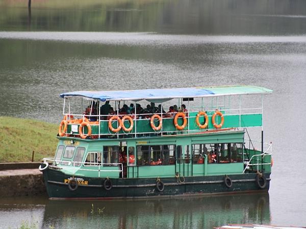படகு சவாரி