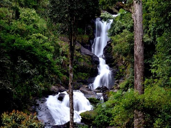 இருப்பு நீர்வீழ்ச்சி