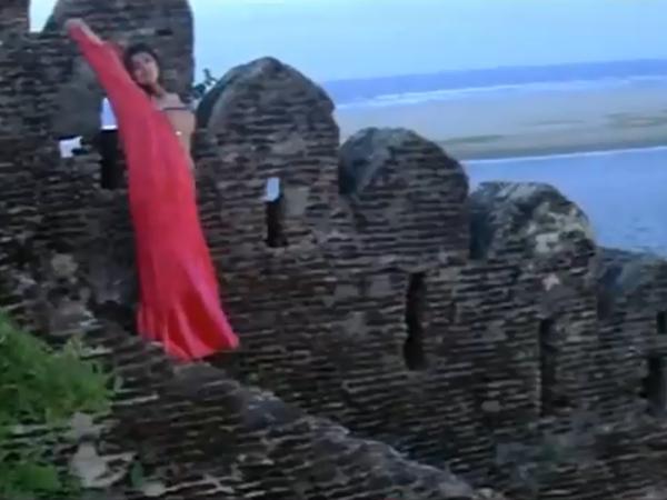 காதலர்களுக்காக...