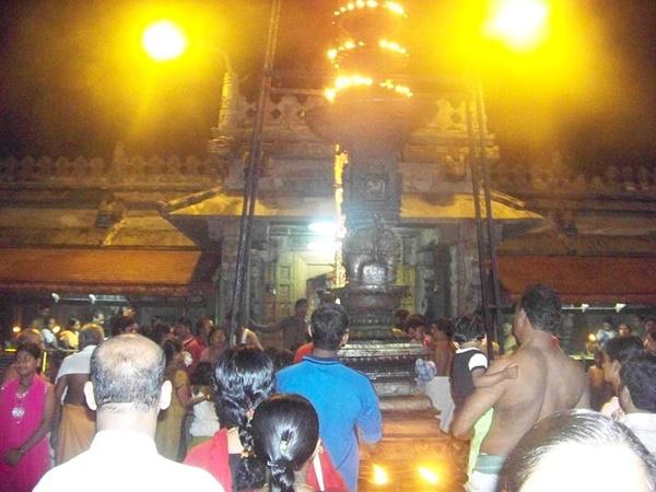 நடை திறக்கும் நேரம், பூசைகள், முகவரி