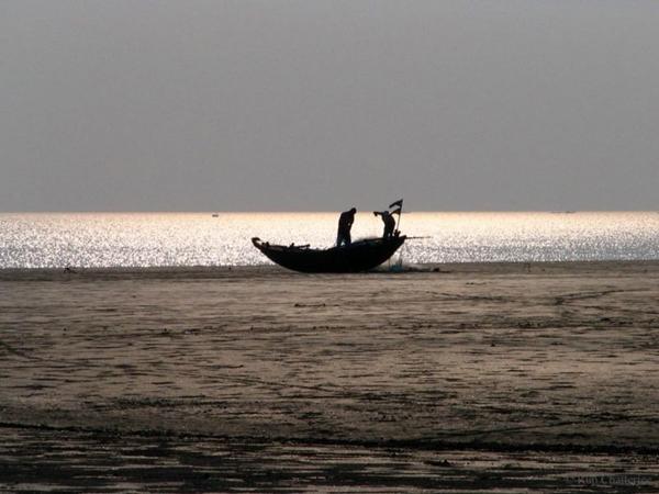 பக்காலி தீவு