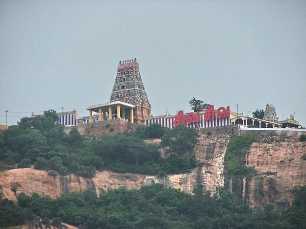 அர்த்தனாரீஸ்வரர் கோவிலில் நமக்கு தெரியாமல் இத்தனை விசயங்கள் இருக்கா? அர்த்தனாரீஸ்வரர் கோவிலில் நமக்கு தெரியாமல் இத்தனை விசயங்கள் இருக்கா?