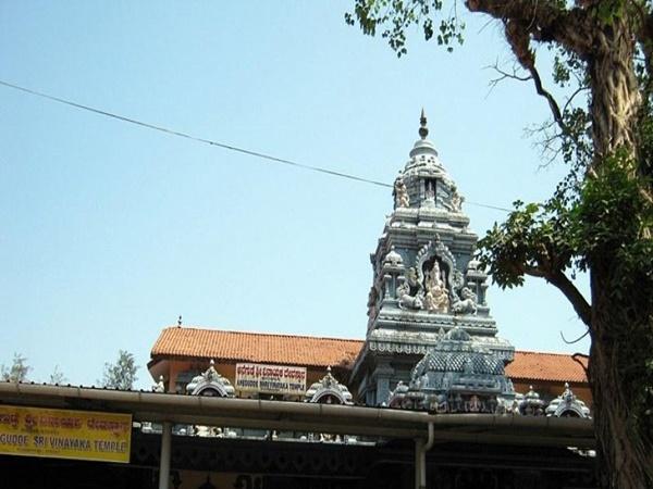 அனேகுட்டே