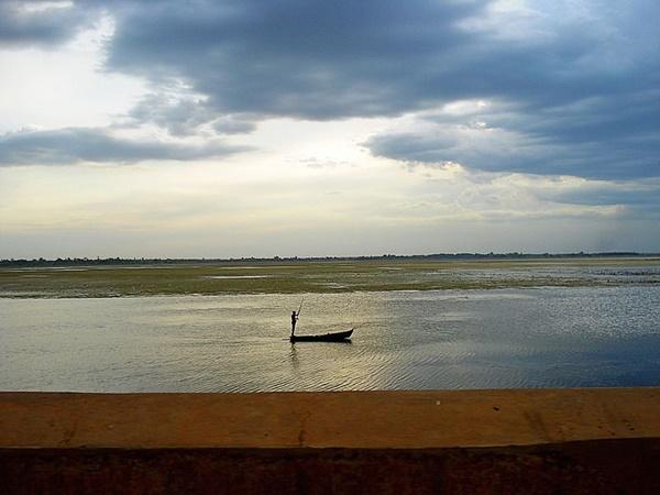 ஏரியின் அமைப்பு