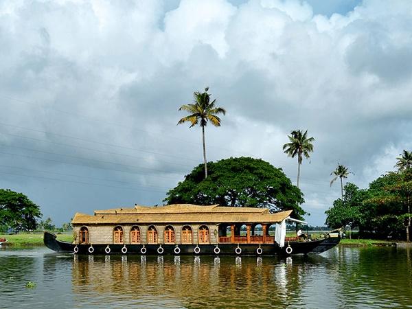 படகுவீடுகள்