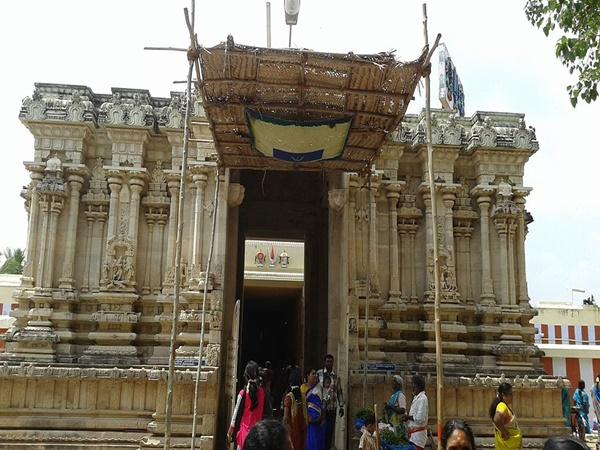 திருவதிகை வீரட்டானேசுவரர் கோயில்
