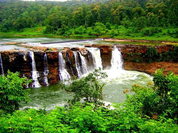 கிரா நீர்வீழ்ச்சி