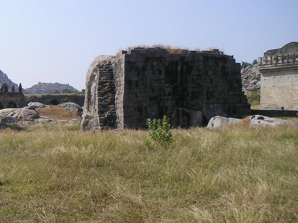 கோட்டையின் கம்பீரம்