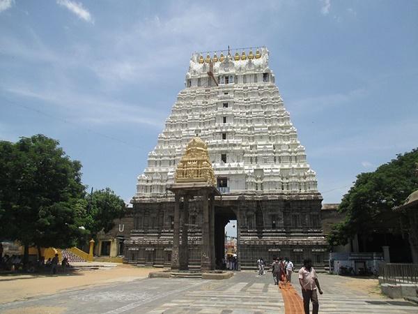 மிதுன ராசி போற்றும் சகஸ்ரநாம பூசை