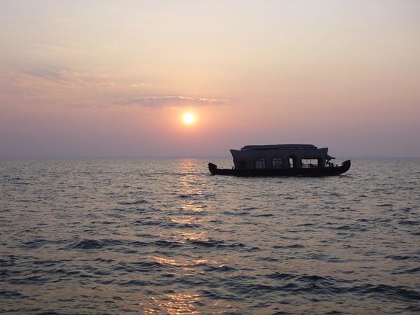 கேரளாவின் படகு இல்லங்கள்