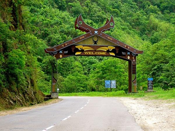 குகி டொலோங் கிராமம்,