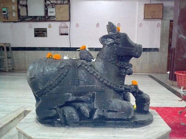 எங்கே இருக்கு அந்த கோவில்