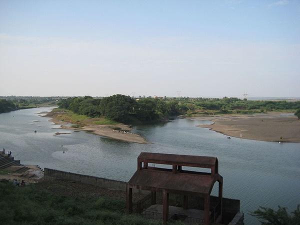 பார்க்கவேண்டிய இடங்கள்