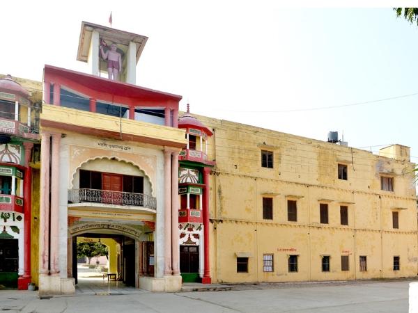 மஹாபாரத காட்சிப்பொருட்கள்