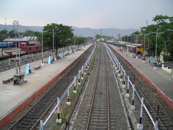 ஸாஹிப்கஞ்ச் பயண வழிகாட்டி - ஈர்க்கும் இடங்கள், செய்யவேண்டியவை மற்றும் எப்படி அடைவது? ஸாஹிப்கஞ்ச் பயண வழிகாட்டி - ஈர்க்கும் இடங்கள், செய்யவேண்டியவை மற்றும் எப்படி அடைவது?