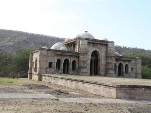 நாகினா மஸ்ஜித்