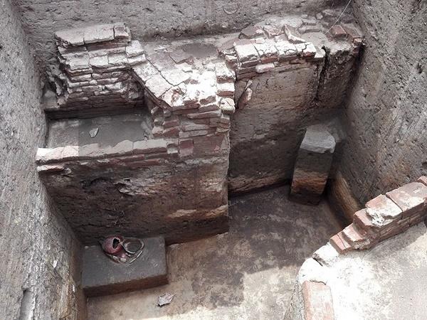 கலிபோர்னியாவுக்கு செல்லும் பொருள்கள்