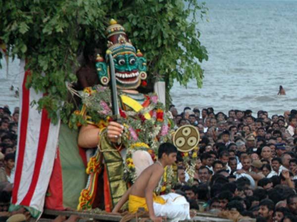 திருச்செந்தூரில் சூர சம்ஹாரம்