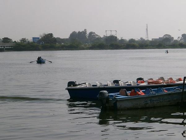 படகு சவாரி