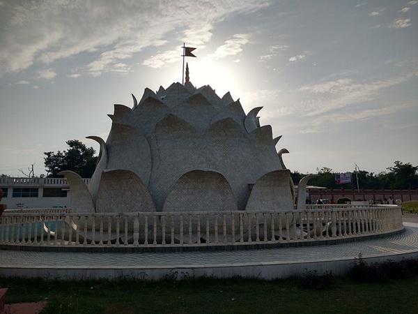 பயண வசதிகள்