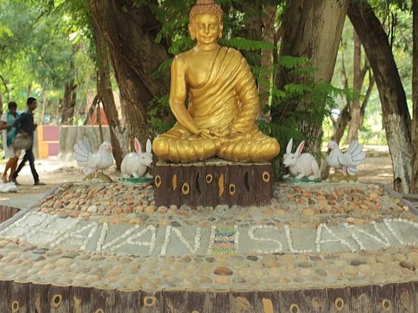 பவானித் தீவின் அழகிய காட்சிகள்