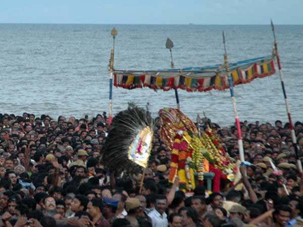 முருகனின் படை வீடுகள்