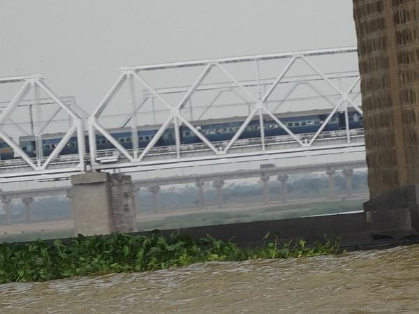 பவானித் தீவின் அழகிய காட்சிகள்