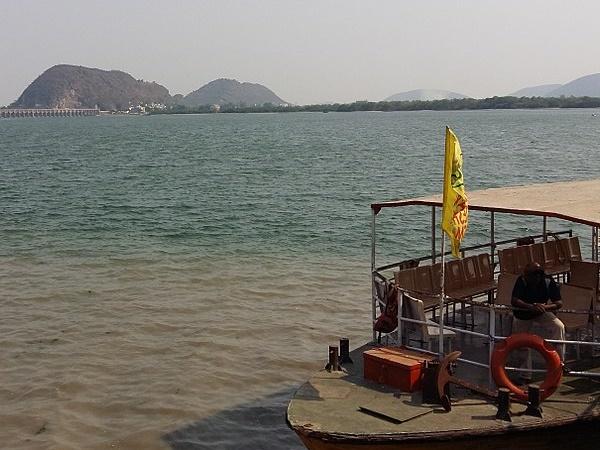 பவானித் தீவின் அழகிய காட்சிகள்