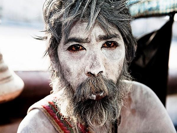 சாதுக்களைக் காண்போம் வாருங்கள்