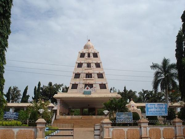 இராஜ இராஜ சோழன் மணிமண்டபம்