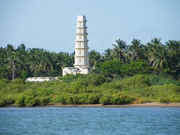 மனோரா கோபுரம்