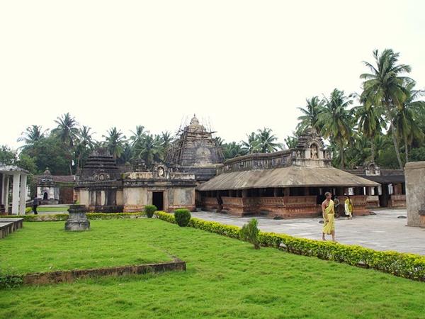 பனவாசி பயணவழிகாட்டி - ஈர்க்கும் இடங்கள், எப்போது எப்படி செல்வது பனவாசி பயணவழிகாட்டி - ஈர்க்கும் இடங்கள், எப்போது எப்படி செல்வது