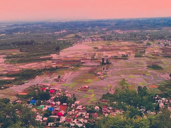 பரமுல்லாவின் முக்கியச் சுற்றுலாத் தலங்கள்