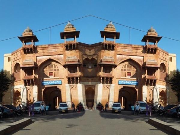 அஜ்மீர் மியூசியம்