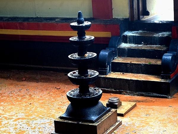 கடற்கரை சமத்துவத்தை வலியுறுத்தும் கோயில்: