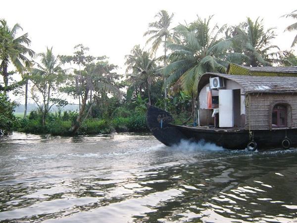 ஆலப்புழாவுல என்ன பண்லாம்