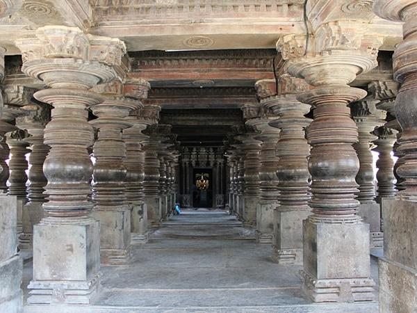 வரலாற்று பின்னணியும் முக்கியத்துவமும்