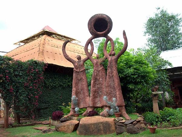 நிருத்ய கிராமம் சுற்றுலா - ஈர்க்கும் இடங்கள், செய்யவேண்டியவை மற்றும் எப்படி அடைவது நிருத்ய கிராமம் சுற்றுலா - ஈர்க்கும் இடங்கள், செய்யவேண்டியவை மற்றும் எப்படி அடைவது