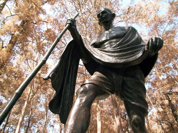 சேவாகிராம் சுற்றுலா - ஈர்க்கும் இடங்கள், செய்யவேண்டியவை மற்றும் எப்படி அடைவது சேவாகிராம் சுற்றுலா - ஈர்க்கும் இடங்கள், செய்யவேண்டியவை மற்றும் எப்படி அடைவது