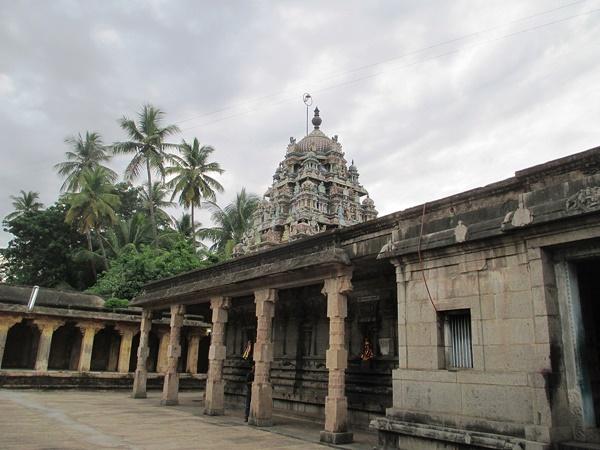 சீர்காழி சுற்றுலா - ஈர்க்கும் இடங்கள், செய்யவேண்டியவை மற்றும் எப்படி அடைவது சீர்காழி சுற்றுலா - ஈர்க்கும் இடங்கள், செய்யவேண்டியவை மற்றும் எப்படி அடைவது