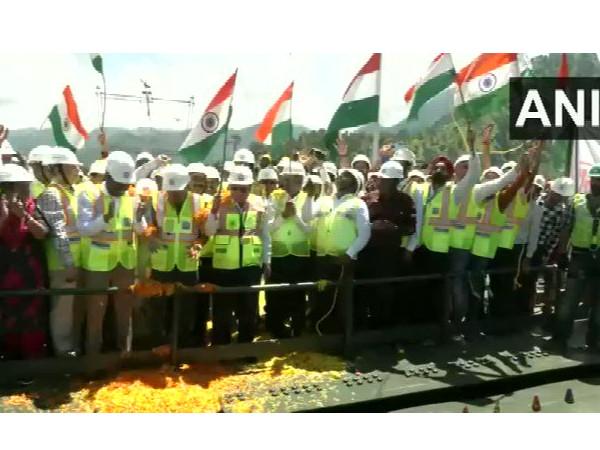 75 வது சுதந்திர தினக் கொண்டாட்டம்