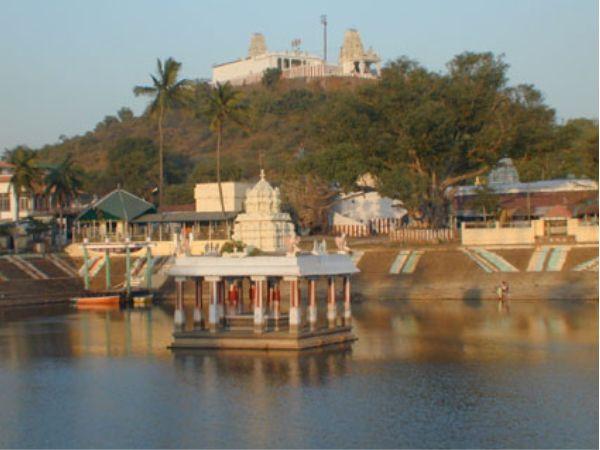 ஸ்ரீ நீர்வண்ணப் பெருமாள் கோவில், திருநீர்மலை
