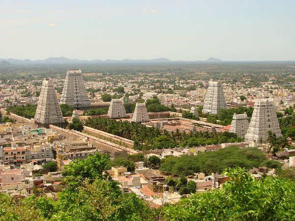கோயில் இருக்குமிடம் மற்றும் திறந்திருக்கும் நேரம்