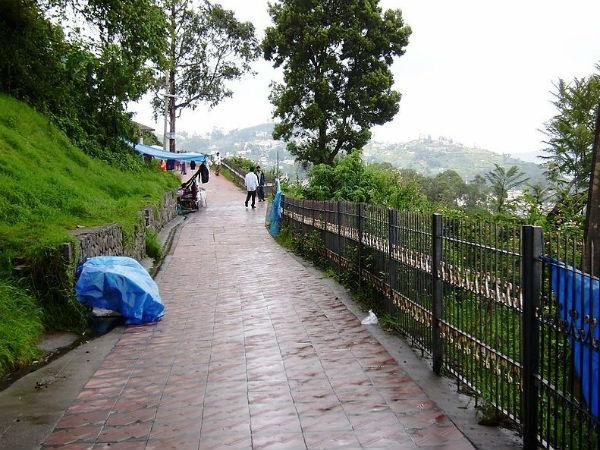 வழியில் நீங்கள் கடந்து செல்லக்கூடிய அழகிய இடங்கள்